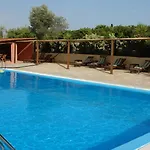 La Petite Planete Hotel 3*