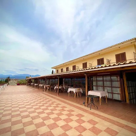 La Petite Planete Otel