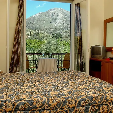 Hotel La Petite Planete 3*