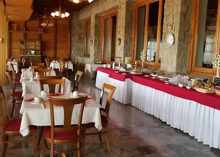 La Petite Planete 3*