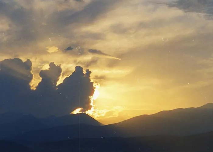 La Petite Planete Mykines